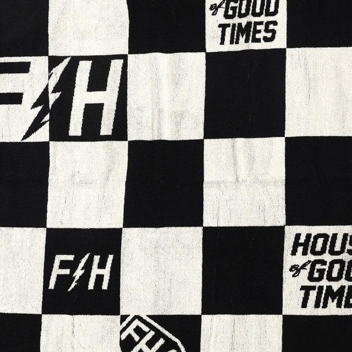 POOLSIDE TOWEL (BLACK/OFF WHITE) | FASTHOUSE