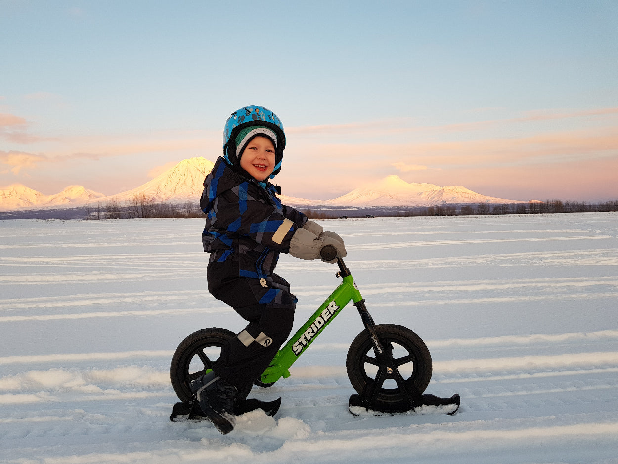 STRIDER SNOW SKIS