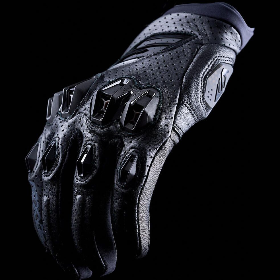STUNT EVO 2 LEATHER (Black) | Five