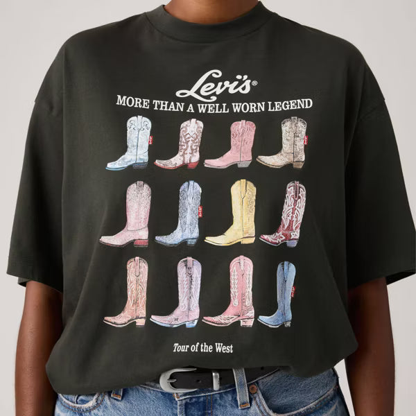 WOMEN'S GRAPHIC SHORT STACK TEE (All The Boot) | LEVI'S