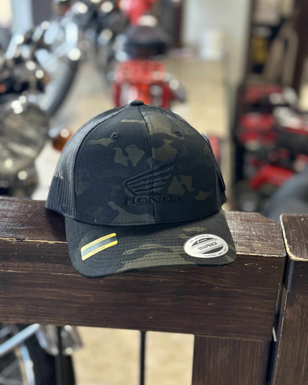 CAMO TRUCKER HAT | HONDA