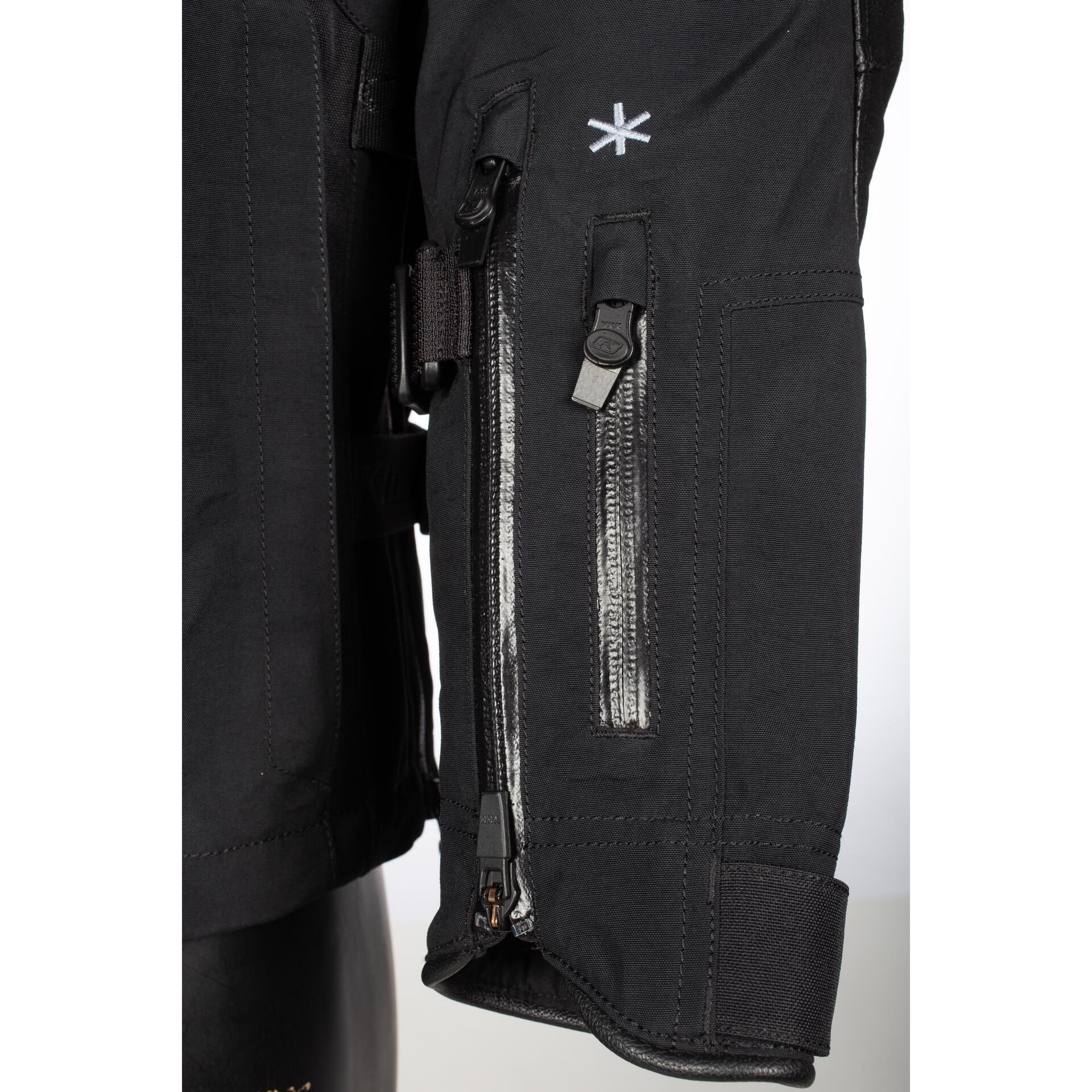 LATITUDE JACKET (STEALTH BLACK) | Klim